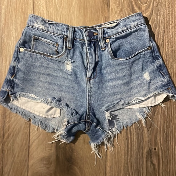 Blank NYC Pin-Up High Rise Distressed Shorts - Medium Wash - Picture 7 of 9